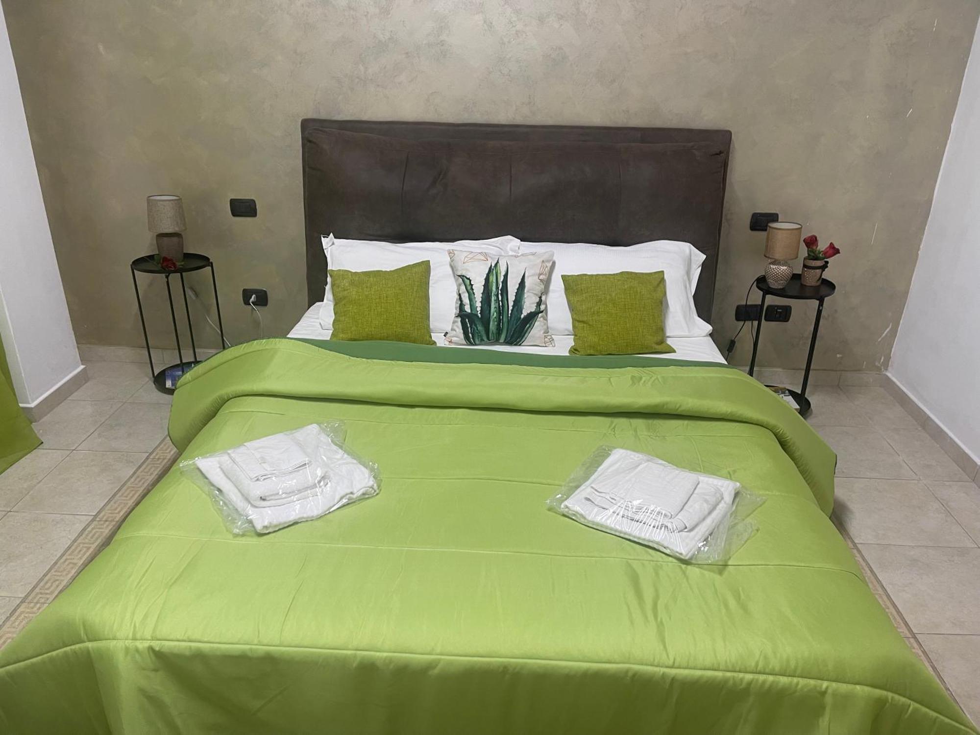 Lux Penthouse * Naples